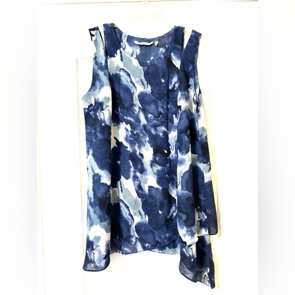 Soft Surroundings Medium Watercolor Blue White Tulip hem tank top shirt tunic - Picture 15 of 15